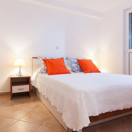 Villa Helena Podgora Bagian luar foto